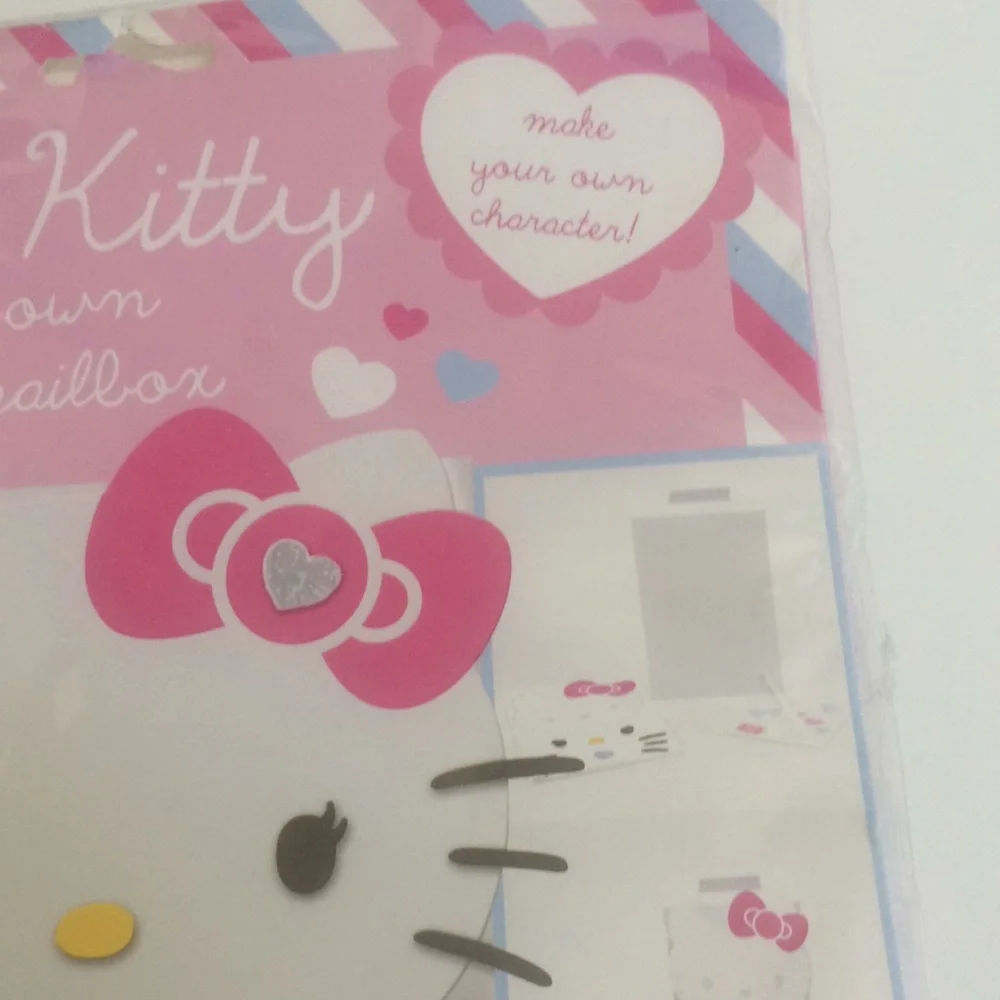 FINAL MARKDOWN Hello kitty valentine package
